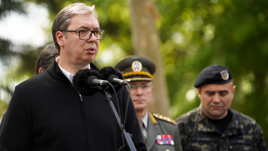 Vučić: Ako se izglasa rezolucija o Srebrenici, tražićemo nestalno mesto u SB UN