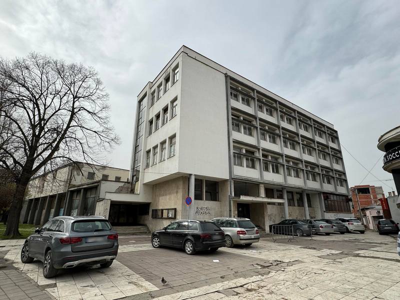 Za prenamenu Doma vojske u Gradsku koncertnu dvoranu i Muzičku školu Leskovac dobija 1.450.000 evra - JuGmedia