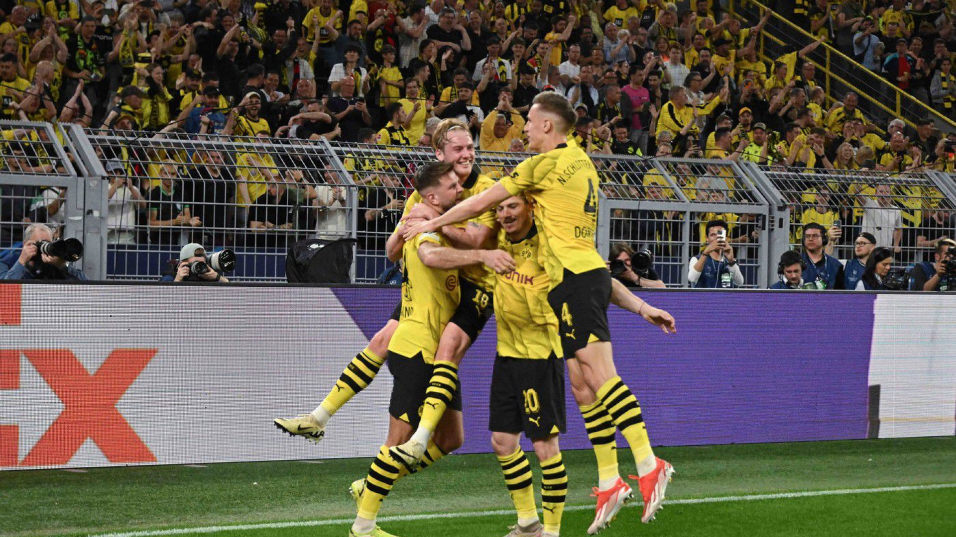  Dupla pobeda Dortmunda, za sebe i Nemačku! Ne samo da je zakoračio ka finalu Lige šampiona, već je došao do još jednog velikog benefita! - http://sportal.rs