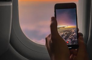 Šta se dešava ako ne koristite Airplane mode na telefonu tokom leta