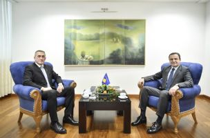 Rašić poručio portparolu EU Peteru Stanu da pročita Ustav Kosova