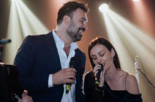 Ana Bekuta prekinula koncert zbog Slobode Mićalović i Ivana Bosiljčića: Glumci zapevali "Jorgovane"