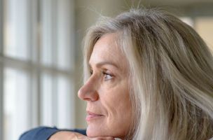 3 VRSTE LJUDI KOJI TREBA DA UZIMAJU KOLAGEN: Zašto posebnu pažnju treba da obrate žene starije od 50 godina