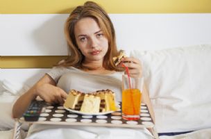 Emotivna glad: 7 namirnica zbog kojih žudite za hranom i iscrpljeni ste