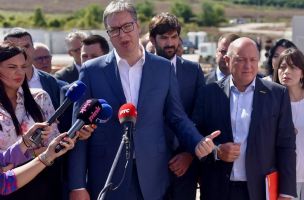 Predsednik Srbije u Nišu o izborima: Donećemo odluku do kraja meseca