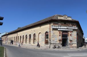 Prodaje se staro zdanje u centru Novog Sada: Početna cena objekta čuvene kafane 23,6 miliona