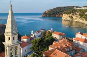 Zanimljive legende vezuju se za grad na crnogorskoj obali Jadrana