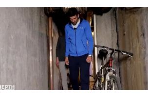 NEKA VIDI CEO SVET! Novak Đoković odveo Amerikance u sklonište gde se krio od NATO bombi (VIDEO)
