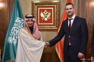 Premijer sa ministom turizma Saudijske Arabije: Konkretnim projektima jačati bilateralnu saradnju