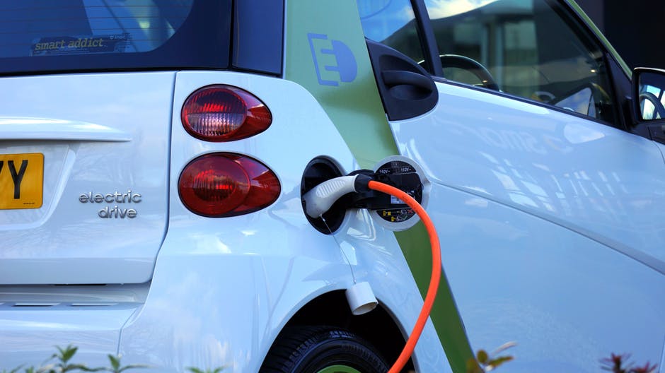 Šta Evropa radi kako bi električni automobili postali dostupniji kupcima?