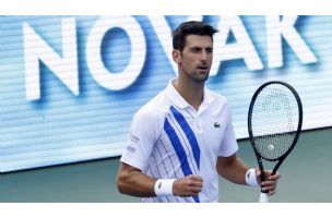 ŠOKIRANI SU: Ono što je Novak Đoković uradio zapanjilo i najveće poznavaoce tenisa