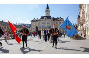 Dani Tivta u Novom Sadu započeli svečanim defileom