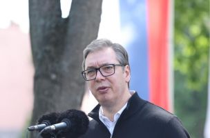 PREDSEDNIK SRBIJE KRISTALNO JASAN Vučić: Svi koji krše ustavni poredak Srbije biće gonjeni, hapšeni i procesuirani