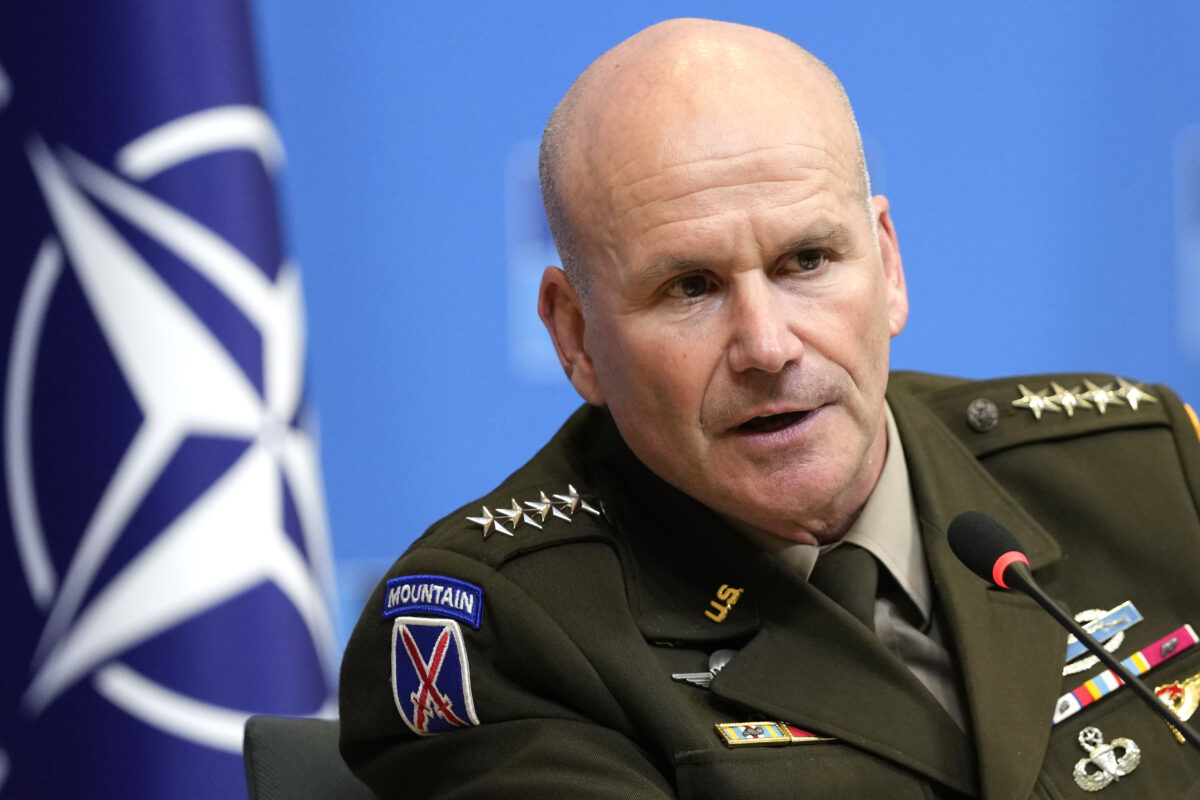 Komandant NATO za Evropu: Pojačavamo snage na Kosovu i BiH, dovešćemo jače