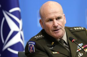 Komandant NATO za Evropu: Pojačavamo snage na Kosovu i BiH, dovešćemo jače