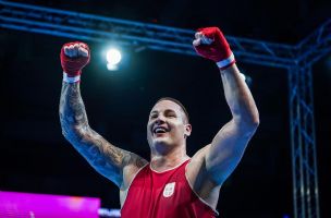 BRAVO, DUŠANE: Veletić obezbedio medalju za Srbiju na Evropskom prvenstvu u boksu u Beogradu