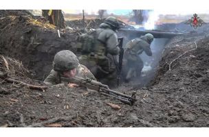 RUSI U STRAHOVITOJ OFANZIVI U DONJECKU: Palo još jedno mesto, ukrajinska vojska očajnički pokušava da stabilizuje front