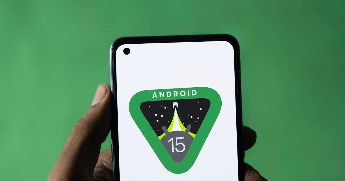 Android 15 će naterati aplikacije da rade u tamnom režimu, čak i kada to ne podržavaju