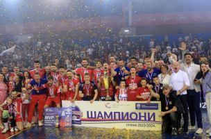 ZVEZDA JE ŠAMPION SRBIJE Crveno-beli osam godina čekali na titulu, a domogli je se preko Partizana | Sport