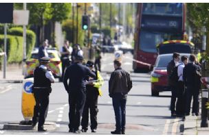 U Londonu uhapšen napadač koji je mačem ranio sedmoro