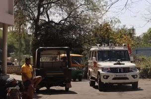 Opremili su džip sistemom autonomne vožnje, pa ga pustili da se snalazi u haosu indijskog saobraćaja