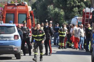 RADNICI SE UGUŠILI U KANALIZACIJI: Tragedija u Italiji, izvučeno 5 tela iz mulja, napravili KOBNU GREŠKU tokom radova (VIDEO)