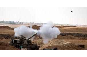 Intenzivna tenkovska vatra na Rafu, Izrael krenuo u opnenu invaziju! Pregovarači su u Kairu, ali male su šanse za mir...